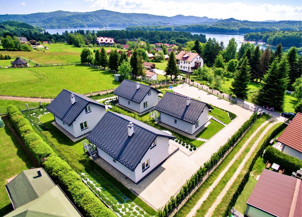 VELA Polańczyk całoroczne domki Bieszczady Solina noclegi plac zabaw