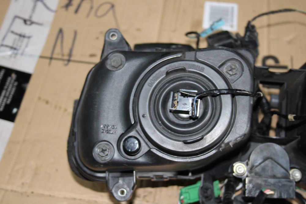 Lampa Przód Przednia Wiązka OEM Honda CBR 1000RR SC57 04-05