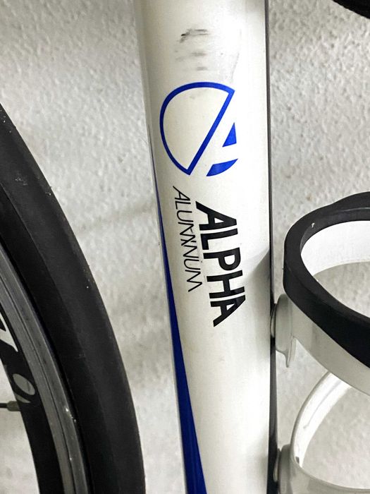 Bicicleta de Estrada Trek Alpha Alumínio (Equipada Bontrager)
