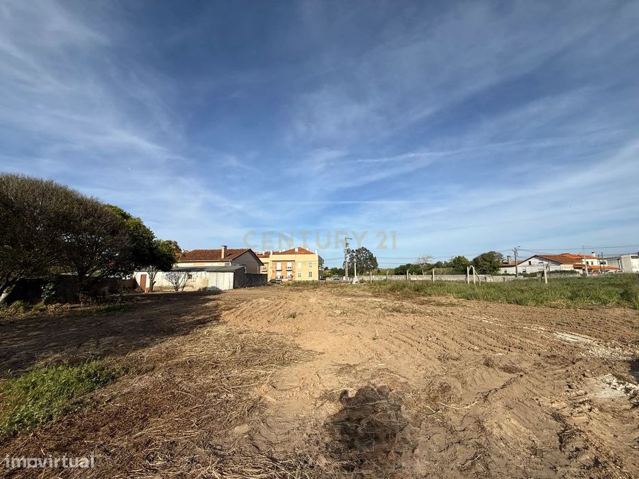 Espetacular Terreno em Ílhavo (São Salvador) - 2200m² — Ílhavo (São Salvador), Aveiro