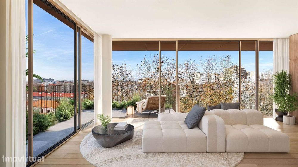 T4 com 150.58 m2 e varanda, em condomínio de luxo, Matosinhos Sul