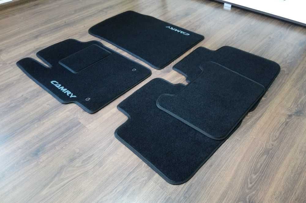 Автоковрики для Toyota Camry. Автокилимки в салон для Тойота Камри