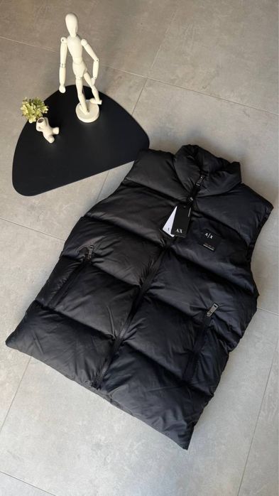 Жилетка-безрукавка Armani Exchange