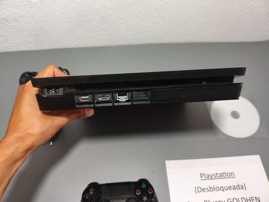 Playstation 4 Slim 1TB (Desbloqueada)