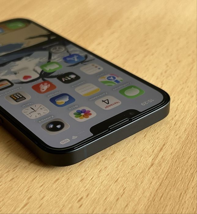 iPhone 13 128ГБ Black Neverlock (акб 100%)