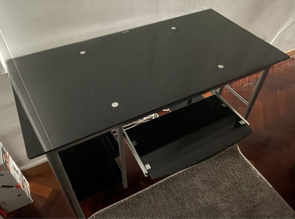 Secretaria e Cadeira secretaria