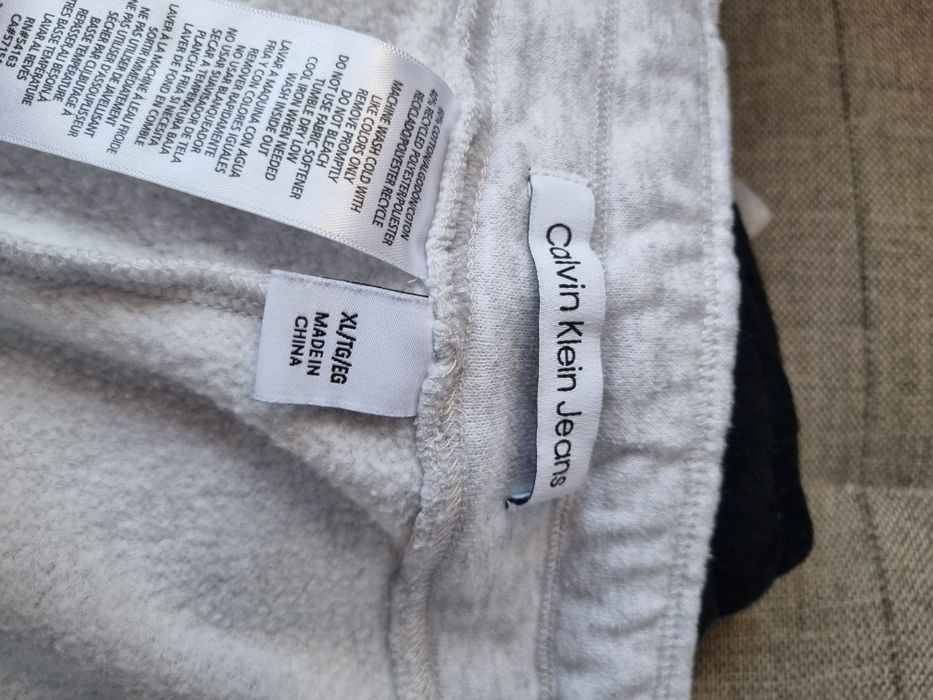 Spodnie dresy damskie Calvin Klein szare