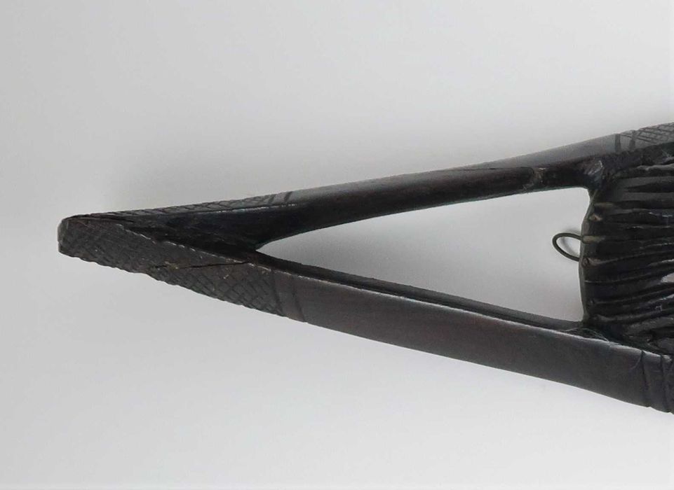 2 Mascaras de suspensão em madeira Africana 53 cm