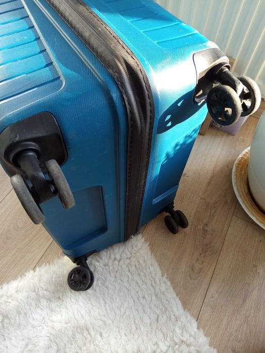 Duża walizka American traveller
