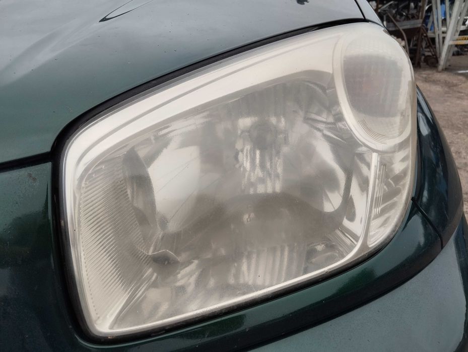 Toyota RAV4 4x4 2.0i 5D 2004r.Lampa przednia lewa.