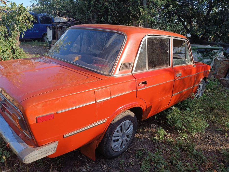 Продам ВАЗ  2103
