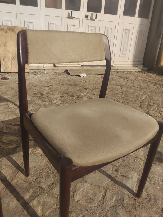 Cadeiras vintage em pau santo