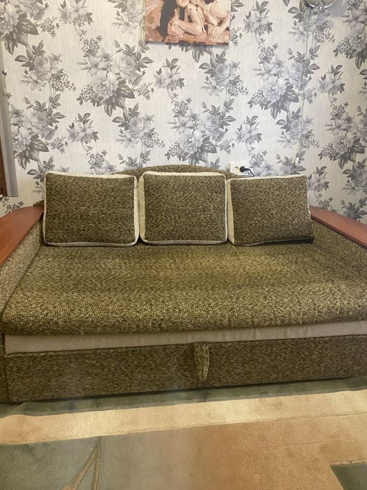Продам диван -ліжко