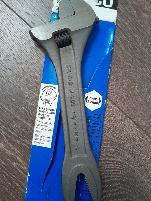 Ключ розвідний Bahco.