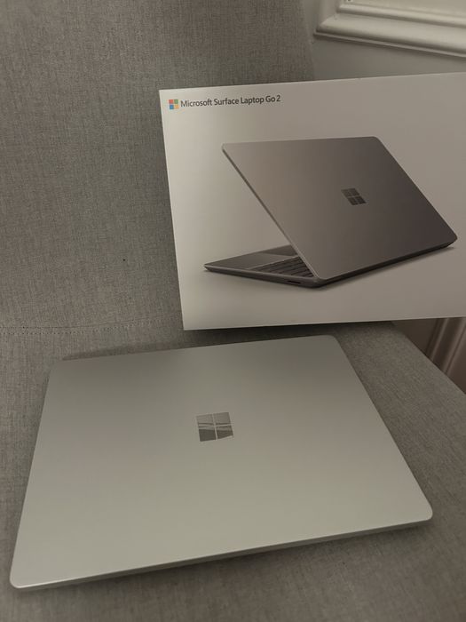 Computador Portátil Microsoft Surface Laptop Go 2 | 256GB SSD | 8GB
