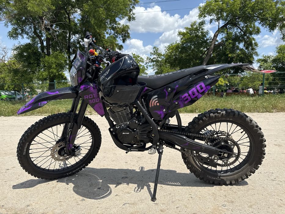 Продам мотоцикл Rottor Bronx 300 2024г