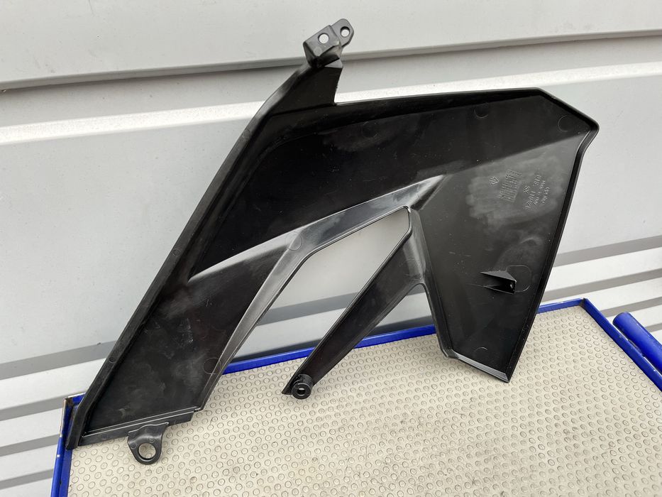 Lewy boczek aprilia sx 50 nowy ori