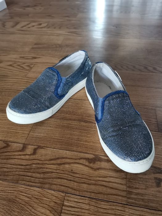 Сліпони Guess в ідеальному стані