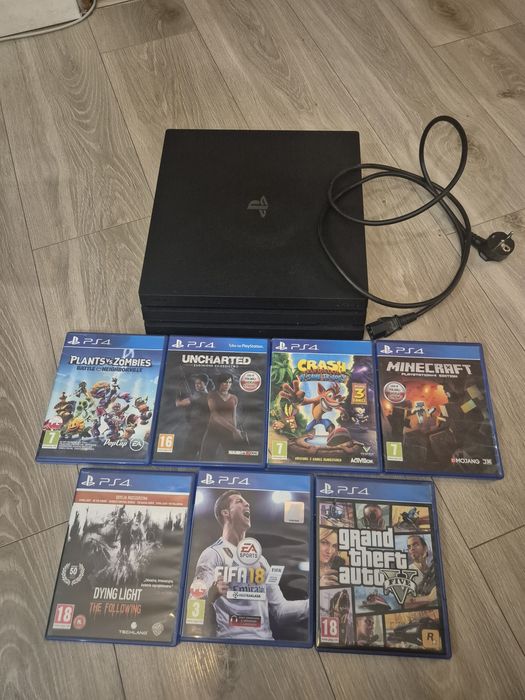 PlayStation 4 pro 1TB + 7 gier