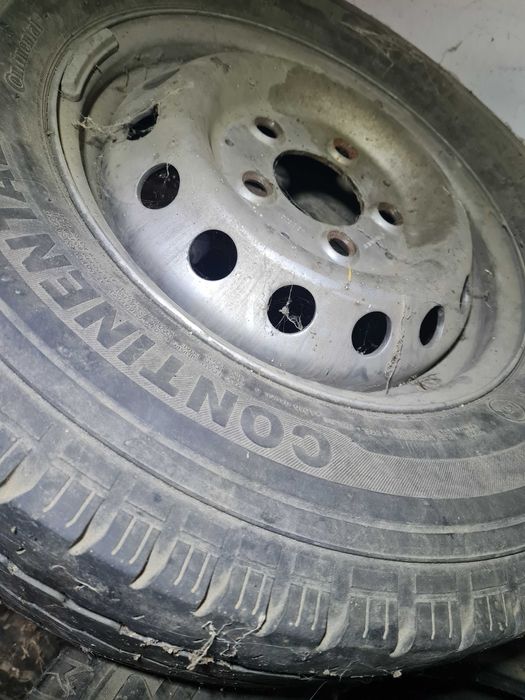 Sprzedam Koła felgi stalowe Sprinter 225/70R15