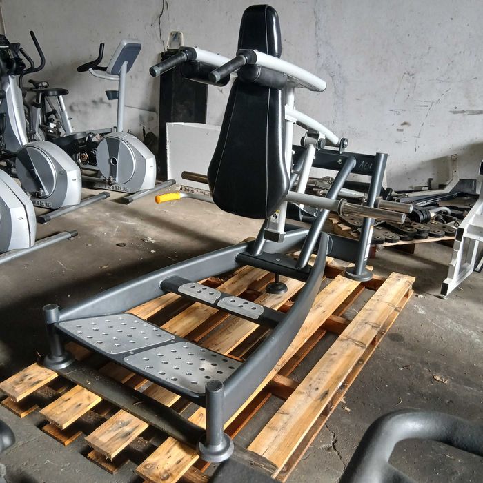 GYMAGIC- Hack Squat peso livre olimpica  FFITTECH