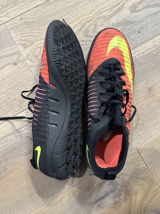 Футзалки NIKE 45 розмір