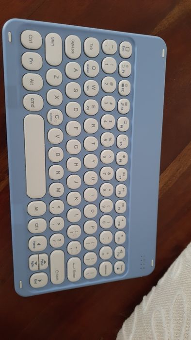 Teclado para Tablet Roxo