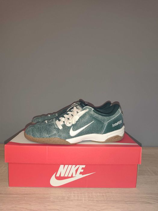 Nike total 90 Premium