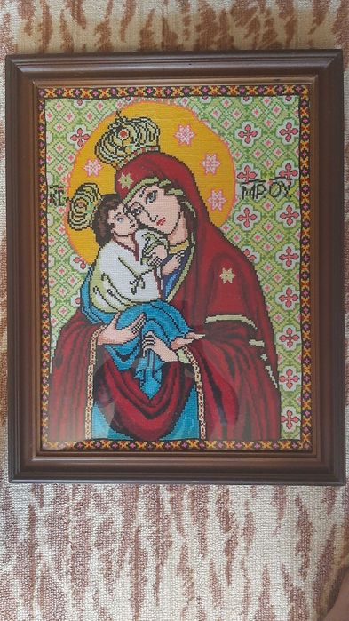 икона пресвятой богородицы.