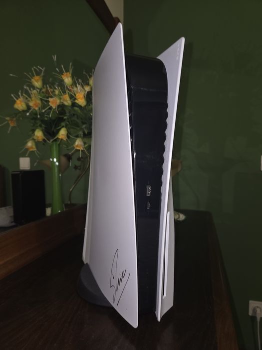 Consola Sony Playstation 5 Fat com leitor