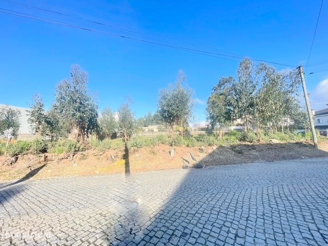 Terreno com 751m2, localizado próximo do Centro de Canelas! — Canelas, Porto