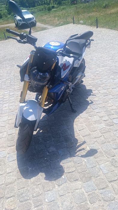BMW F 900 R
