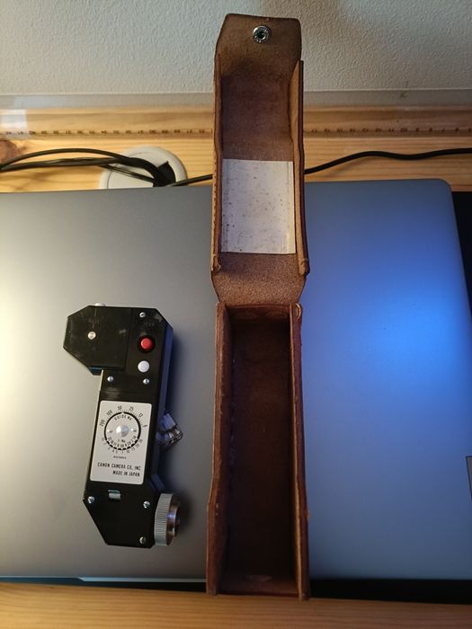 Vendo Flash.V2 para máquina Canon7, em excelente estado