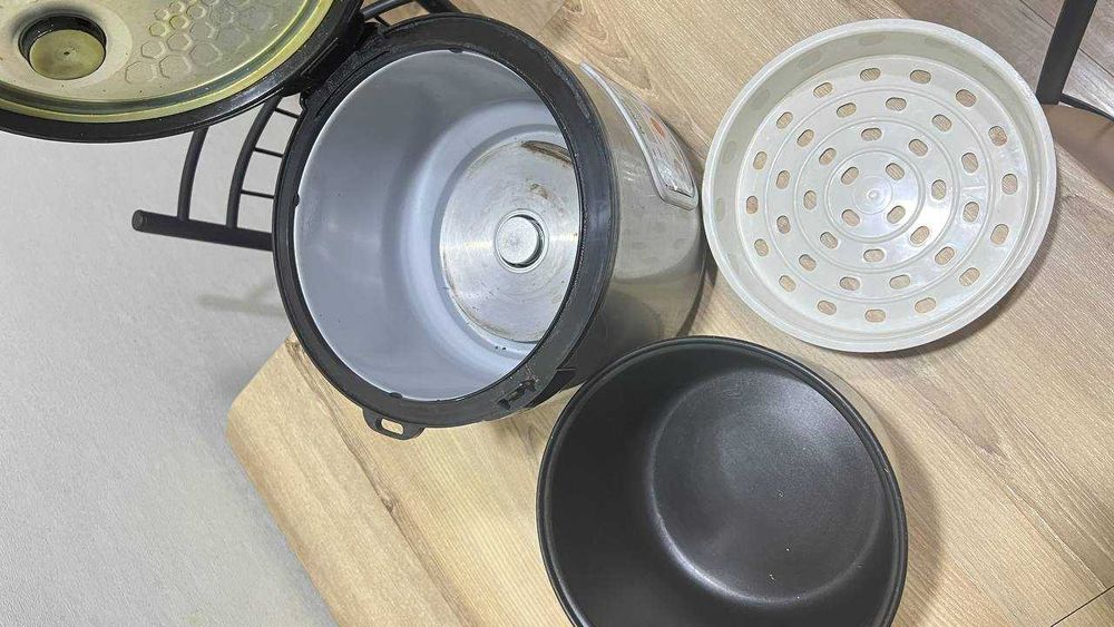 Мультиварка  Perfezza FZ-0804 – 900 Вт