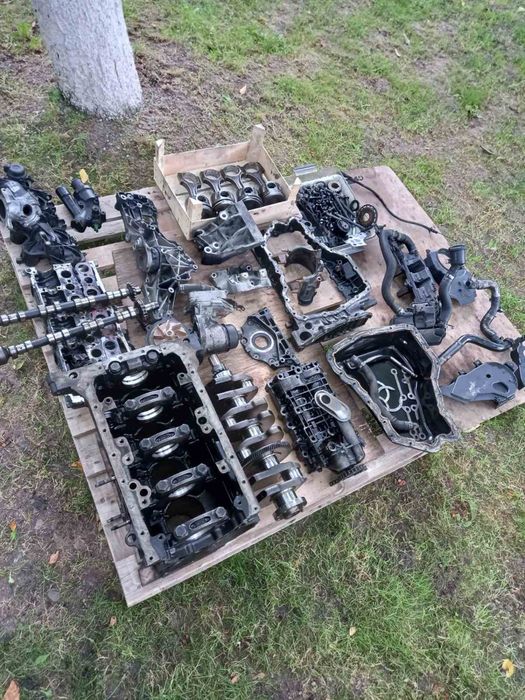 Двигун,блок,колінвал,розпредвал,поршні,шатуни,22DT4,Land Rover,шатун