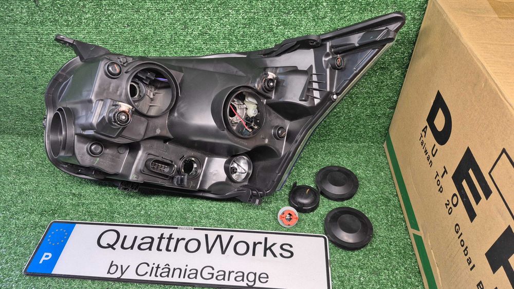 Otica Farol Direito Ford Transit MK7 V363 2013 em Diante Ref. 431-11C6RMLD-EM NOVO DEPO