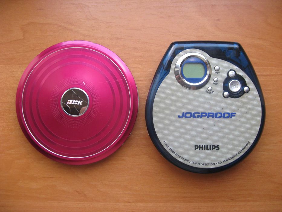 CD плееры: BBK PV430T и PHILIPS Jogproof AX3201