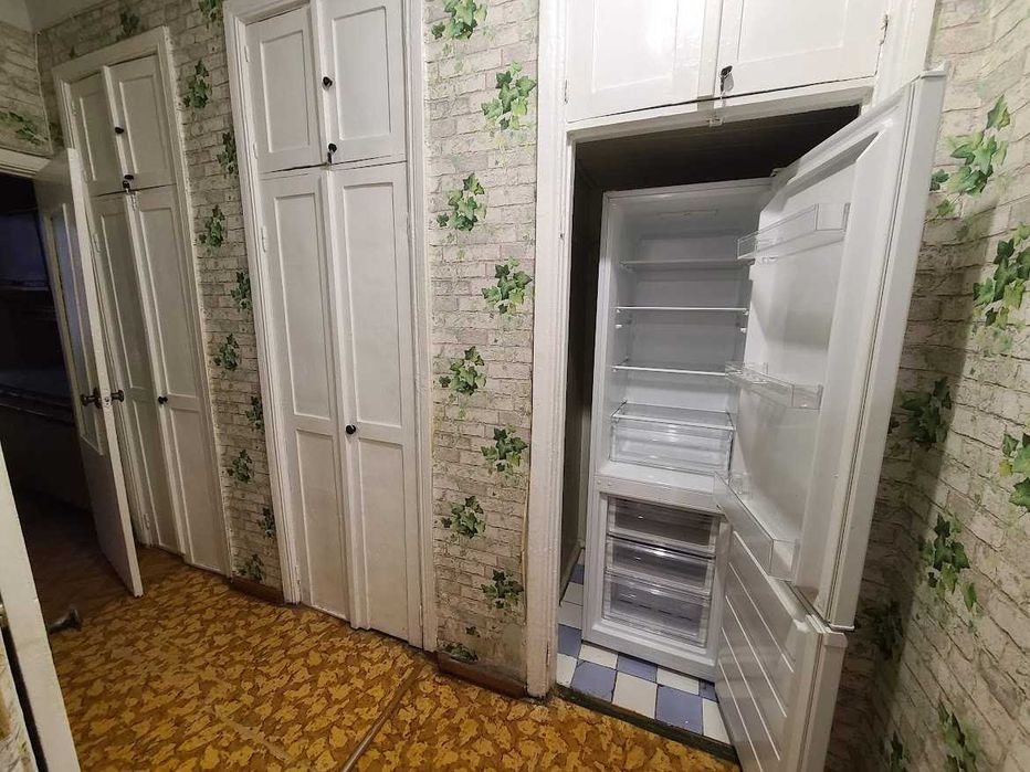 Центр, р-н Березового Скверу, вул. Короленка, пл.63,4 за $57000