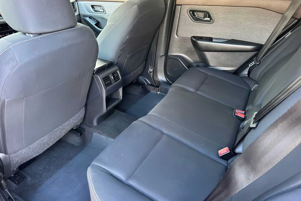 Nissan Rogue      2023