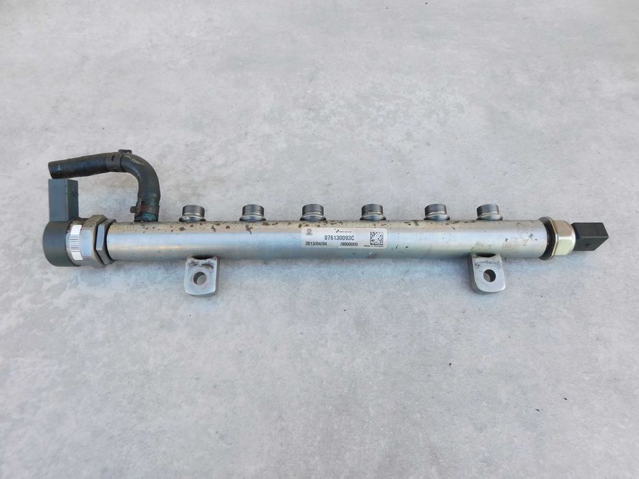 Kompletna listwa wtryskowa czujniki VW Crafter 2.5 TDI Oryginał OEM