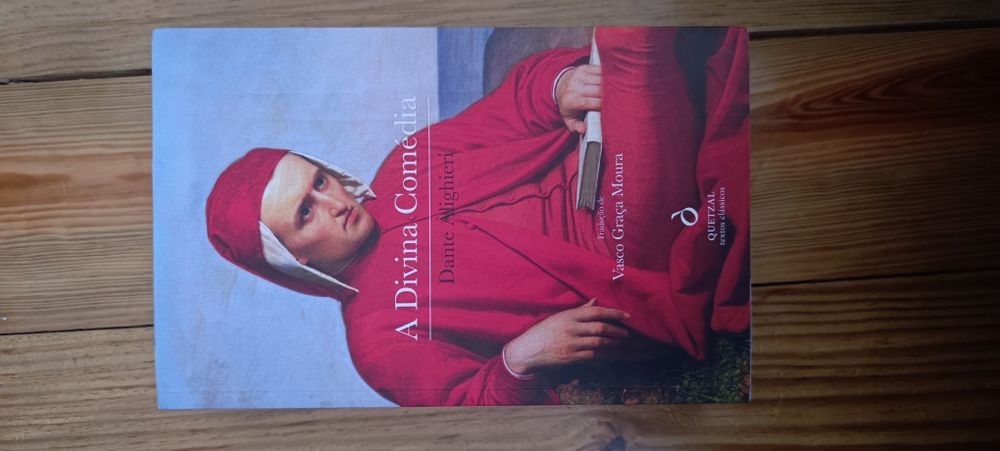 Vendo vários tipos de livros desde 5€ a 20€