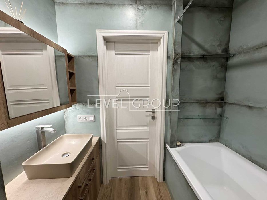 Продаж 3к квартири з авторським ремонтом у ЖК Метрополія Дарниця