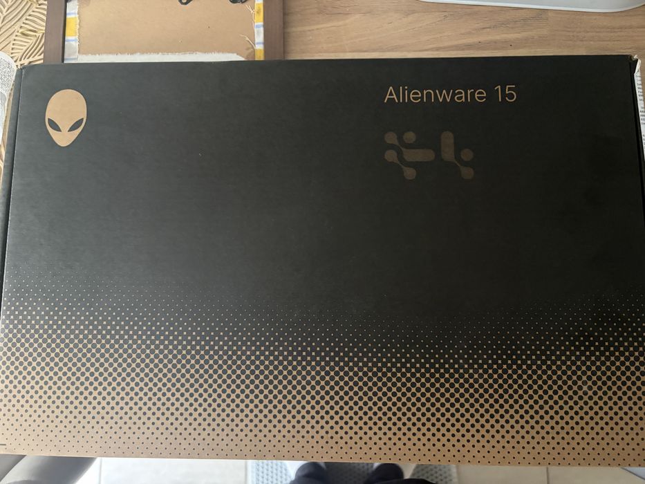 Laptop Dell Alienware 15 (Core 7 240H / RTX5050/16GB / 512GB) – Nowy, Faktura Amazon!