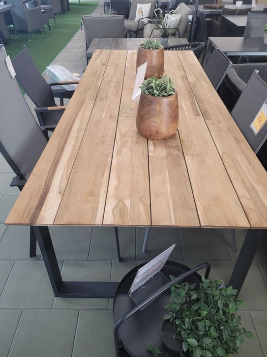Stół ogrodowy Sophie 240x100cm aluminium, teak