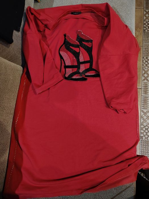 Sukienka i kombinezon 48