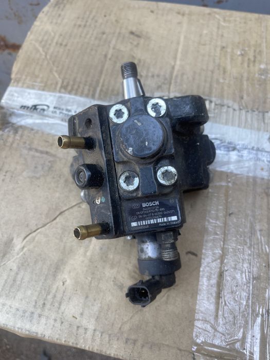 Топливный насос ТНВД Opel Astra H 1.9 CDTI 2004-2010