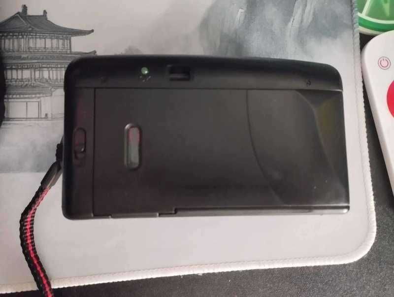 Aparat analogowy Skina AW230