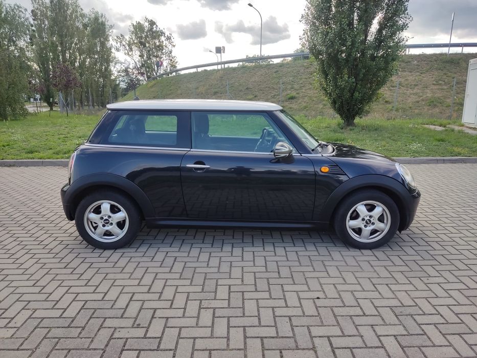 Mini Cooper 1.6 benzyna