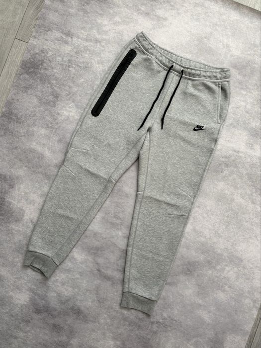 Штани Nike Tech Fleece