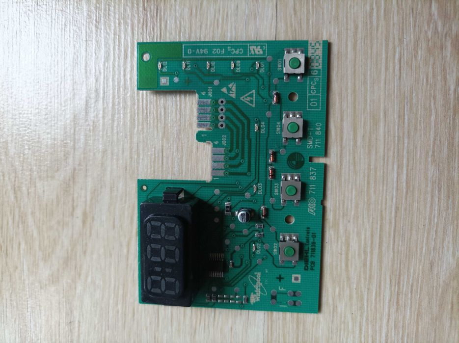 Plytka wyswietlacza pralki Whirlpool AWE 7729